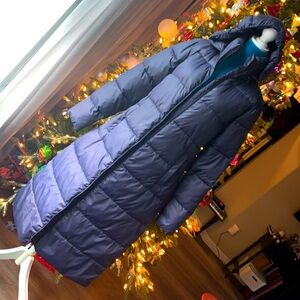 Navy puffy jacket